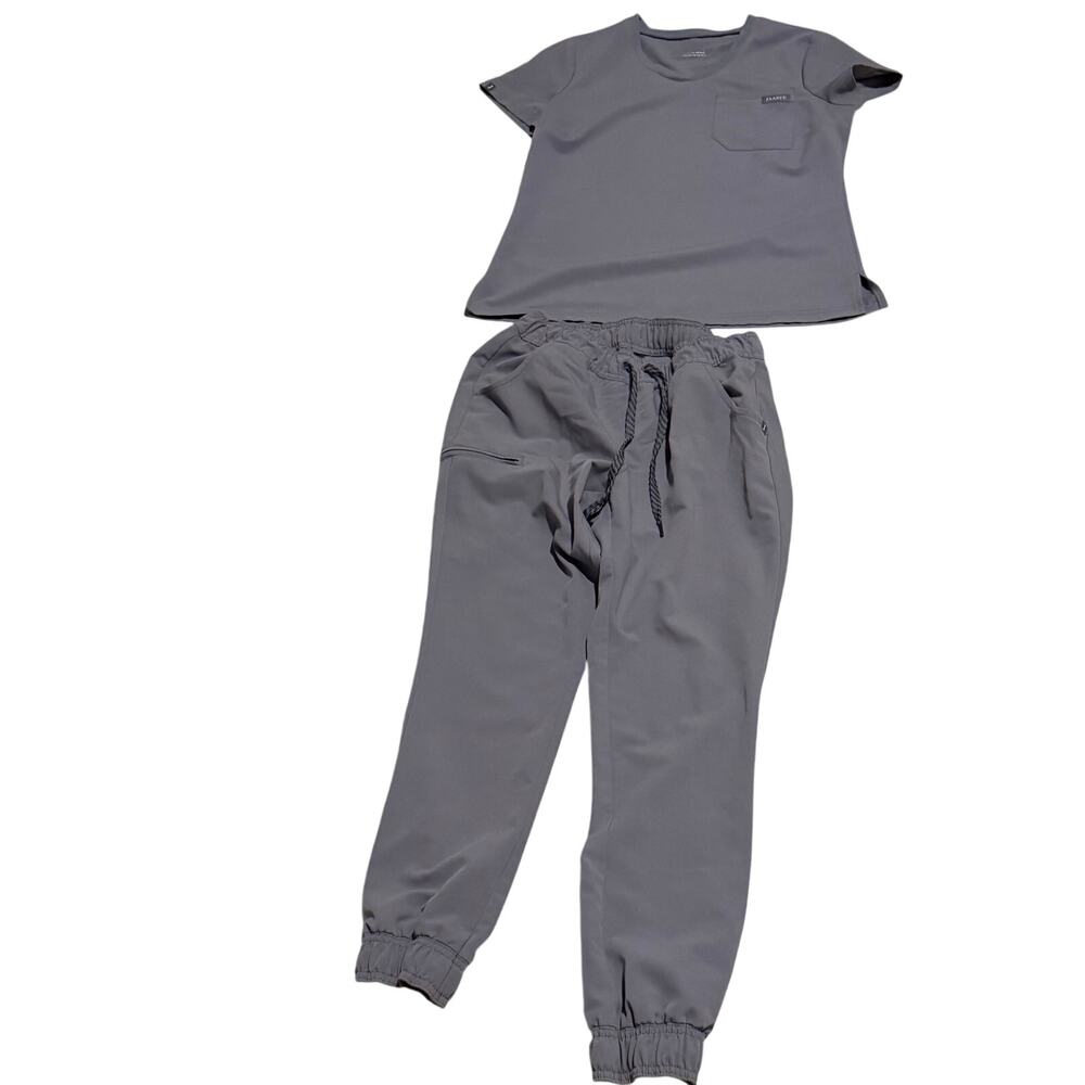 Jaanuu scrub set in light gray sz S nurse medical professional work wear medical